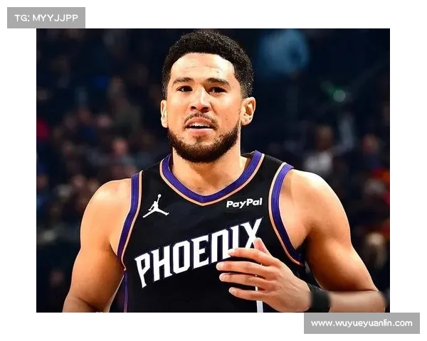 德文·布克与太阳队年轻球员携手打造无缝化学反应推动球队发展